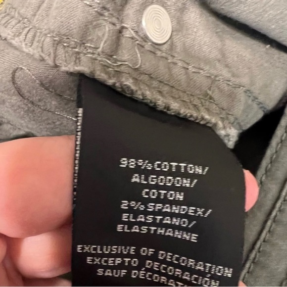 One 5 One Stitch Fix Olive Green Cropped Pants Size 8 - Picture 4 of 4